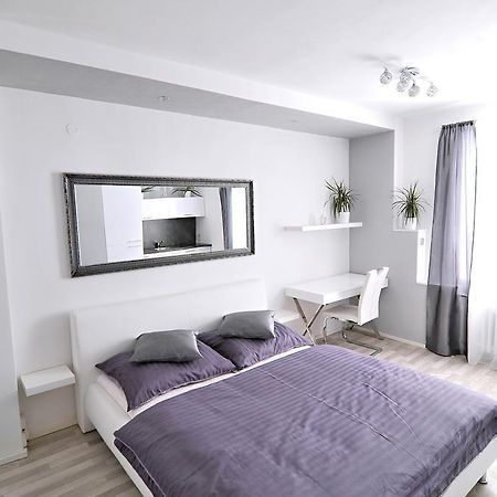 Avax Apartment Либерц Экстерьер фото
