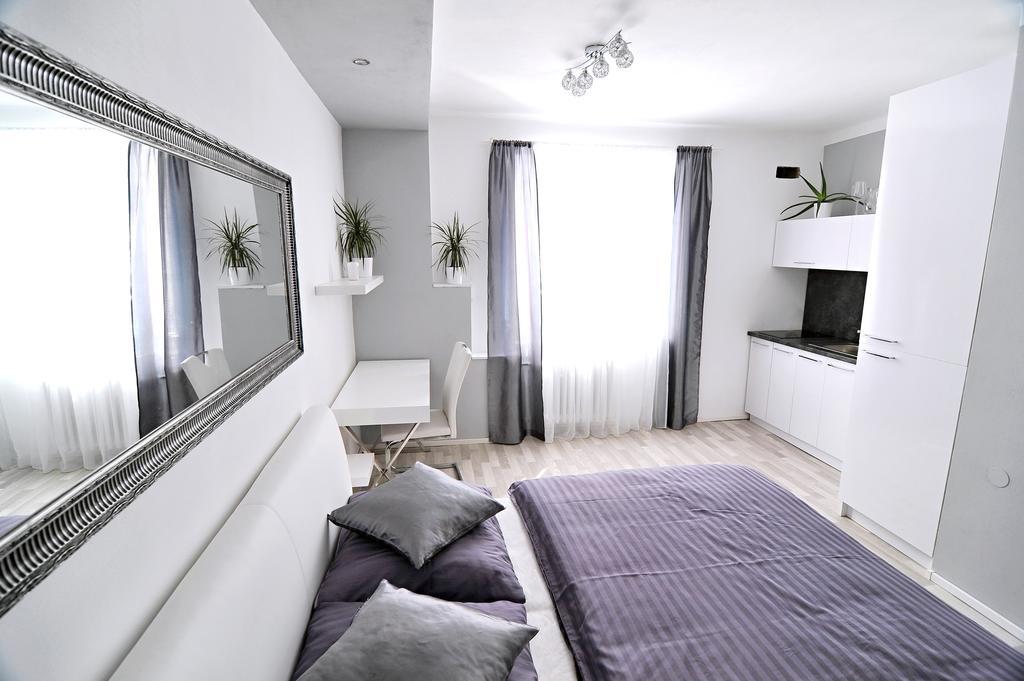 Avax Apartment Либерц Экстерьер фото