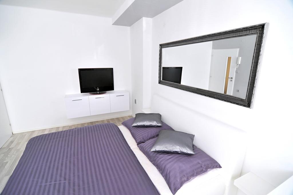 Avax Apartment Либерц Экстерьер фото